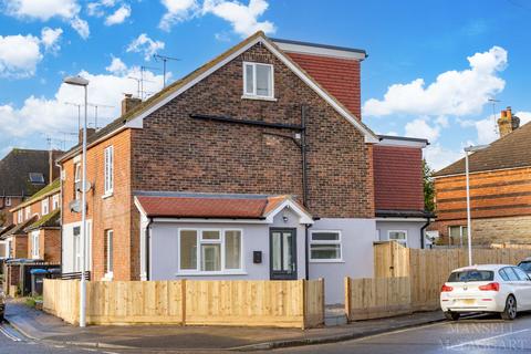 3 bedroom semi-detached house for sale, Charlwoods Road, East Grinstead RH19