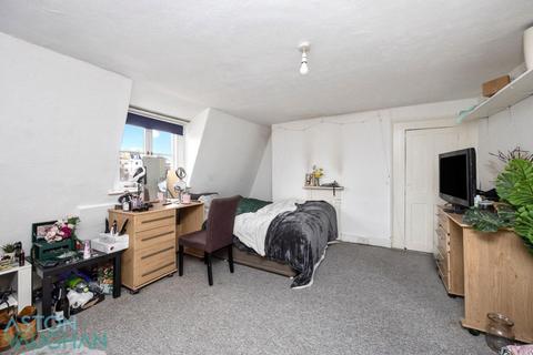 6 bedroom maisonette to rent, Grand Parade, Brighton BN2