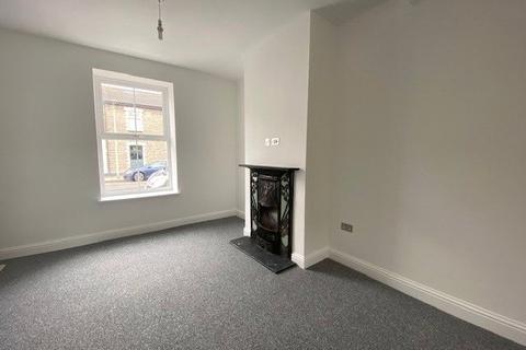 4 bedroom terraced house for sale, Plassey Street, Penarth, South Glamorgan, CF64