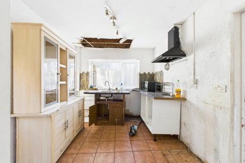 67 Avon Road, Worcester, WR4 9AG