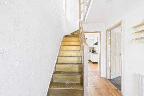 67 Avon Road, Worcester, WR4 9AG