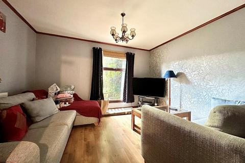 5 Dayrell Square, Northampton, NN4 9RJ