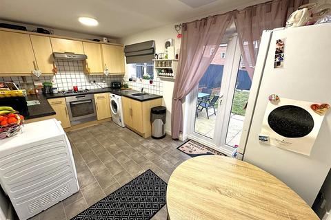 13 Catterick Close, Corby, NN18 8RE