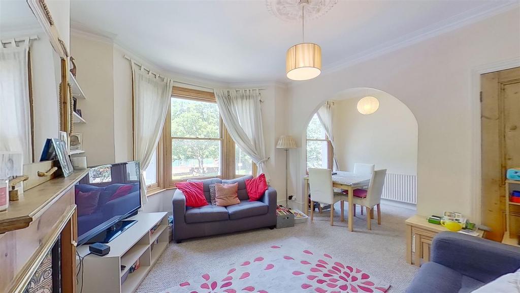 Allfarthing-Lane-Earlsfield-SW18-07162022 151941.j