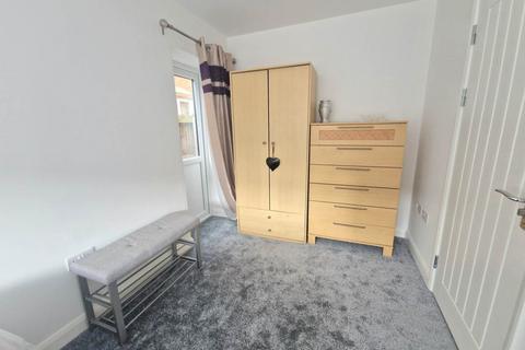 1 bedroom in a house share to rent, Lime Grove, Royston,