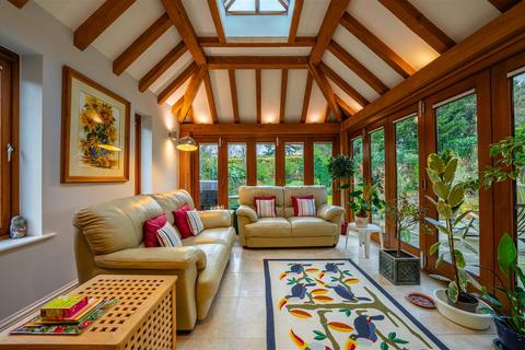 Gorselands Ridgway, Pyrford, Woking, GU22 8PW