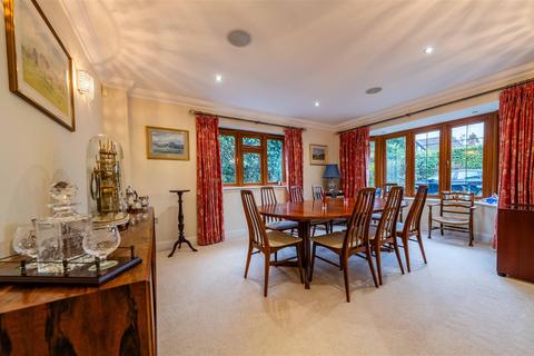 Gorselands Ridgway, Pyrford, Woking, GU22 8PW