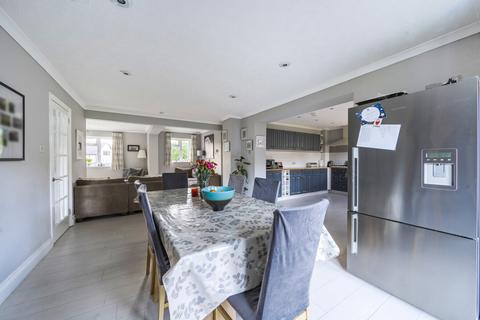 54 Brooklynn Close, Waltham Chase, Southampton, SO32 2RZ