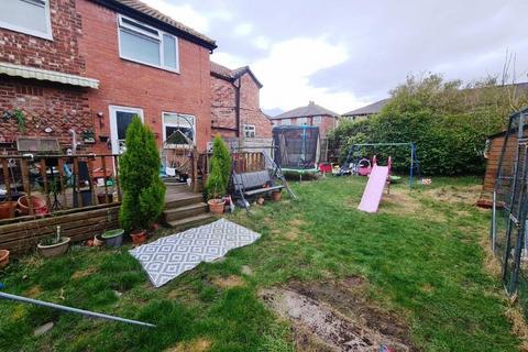 4 bedroom semi-detached house for sale, Bankfield Avenue, Droylsden,, Droylsden