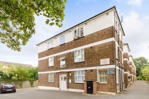 2 bedroom flat for sale, Elder Gardens, West Norwood, London, SE27