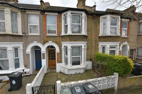 7a Simonds Road, London, E10 7BN