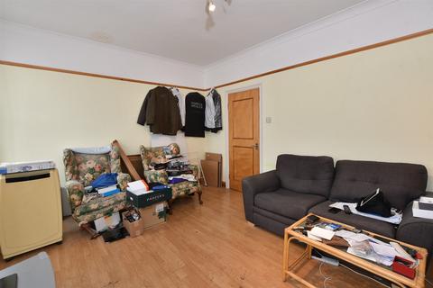 7a Simonds Road, London, E10 7BN