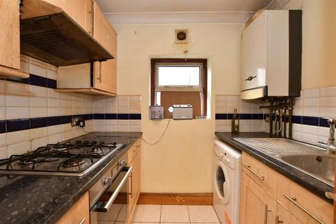 7a Simonds Road, London, E10 7BN