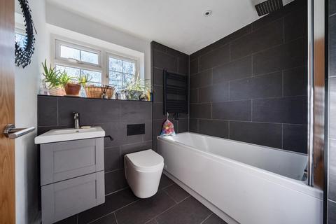 41 Black Bourton Road, Carterton, OX18 3HJ