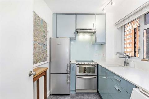1 bedroom flat for sale, Grosvenor Road, London SW1V