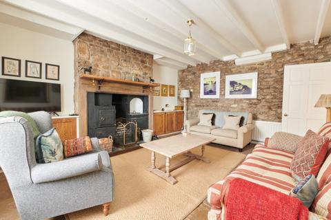 3 bedroom cottage for sale, Hill Street, Corbridge NE45