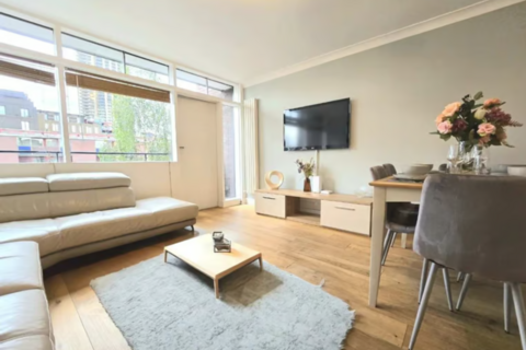 2 bedroom apartment to rent, Golden Lane Estate, London EC1Y