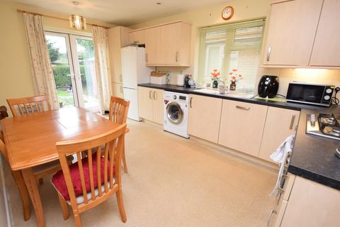 2 bedroom detached bungalow for sale, Draycott Close, Market Drayton, Shropshire