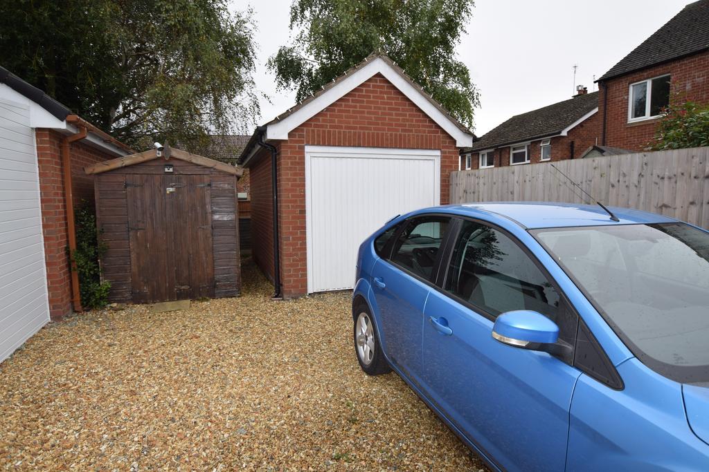 Detached single garage
