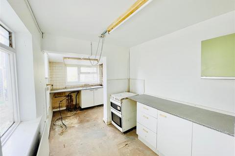 2 bedroom house for sale, Gloucester Road, Walthamstow E17