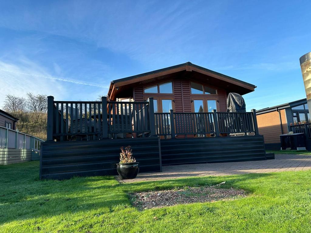 North Yorkshire 2 bed lodge - £95,995