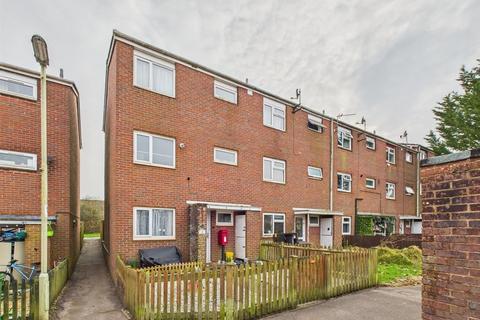 46 Schubert Road, Basingstoke, RG22 4JL