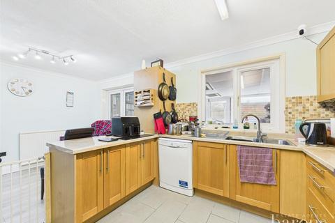 46 Schubert Road, Basingstoke, RG22 4JL