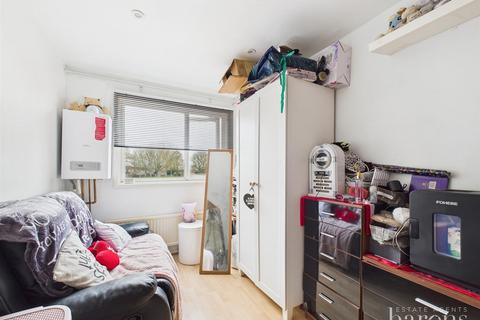 46 Schubert Road, Basingstoke, RG22 4JL
