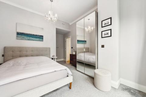 2 bedroom flat for sale, Gwendwr Road, London W14