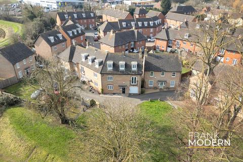 4 bedroom semi-detached house for sale, Windle Drive, Bourne, PE10