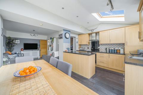 5 Sunbury Road, Sutton, SM3 9AR