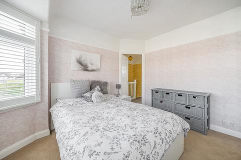 5 Sunbury Road, Sutton, SM3 9AR