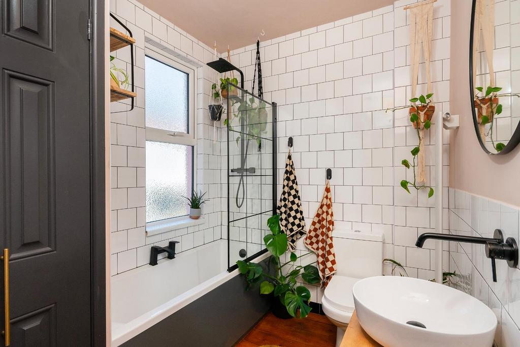 0 W9 SAN - Bathroom C.jpg