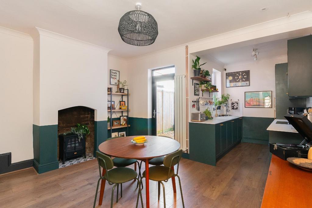 0 W9 SAN - Dining Room B.jpg