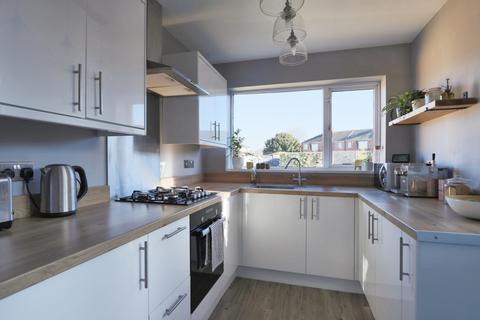 3 bedroom end of terrace house for sale, Ancaster Avenue, Hull,  HU5 4QR