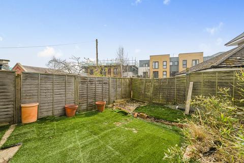 3 bedroom terraced house for sale, Lansdowne Hill, West Norwood