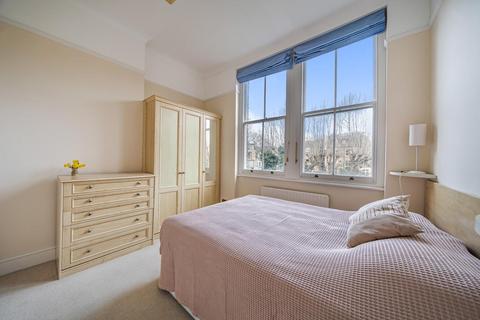 2 bedroom flat for sale, Crossfield Road, Belsize Park