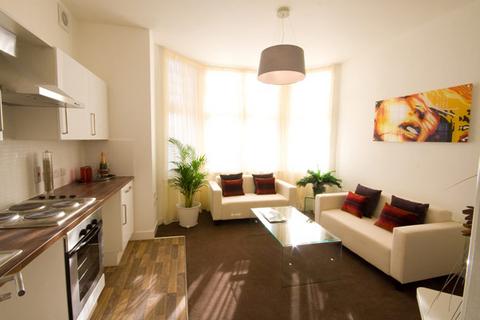 1 bedroom flat to rent, Glenfield Road, Leicester LE3