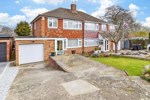 3 bedroom semi-detached house for sale, Cottenham Close, West Malling ME19