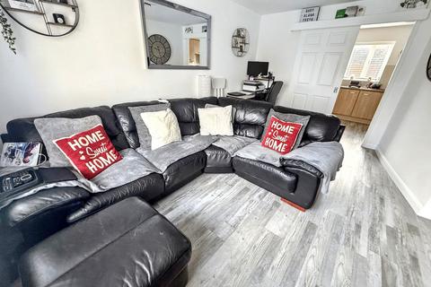 2 bedroom flat for sale, Westward Place, Harraton, Washington, Tyne and Wear, NE38 9AR