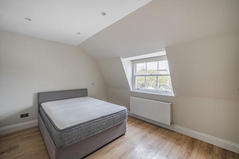 3 bedroom flat to rent, Clifton Hill, London, NW8