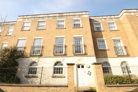 2 bedroom apartment for sale, Tarragon Road, Maidstone ME16