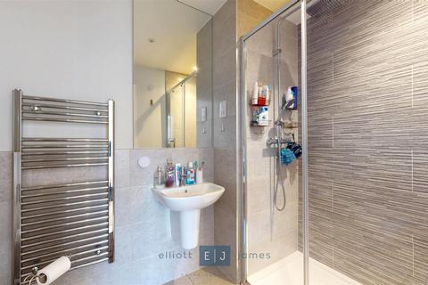 13 Park View, Chigwell, IG7 5EF