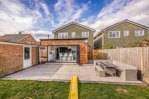 4 bedroom detached house for sale, Fourth Avenue, Havant PO9