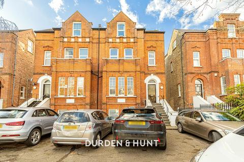 2 bedroom apartment for sale, Hermon Hill, Wanstead E11