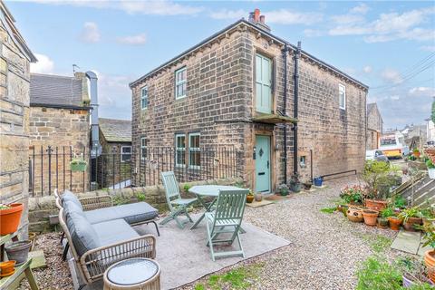 5 Binswell Fold, Baildon, Shipley, BD17 5EP