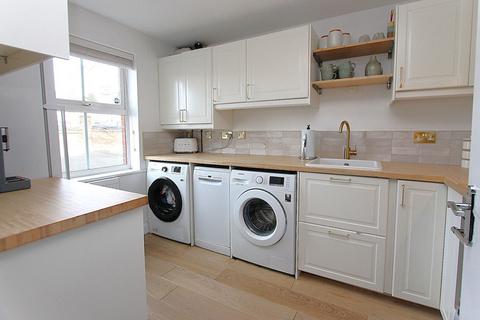 2 Bickon Drive, Quarry Bank, Brierley Hill, DY5 2JF