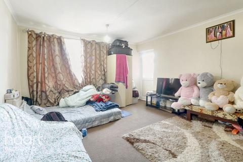 2 bedroom apartment for sale, Lady Margaret Road, Southall