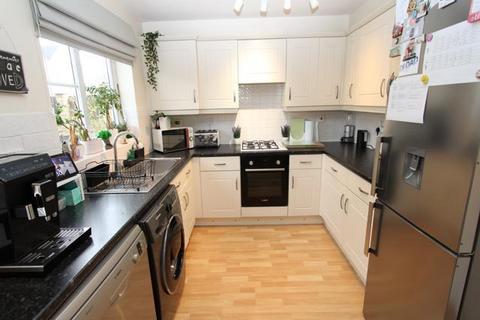 3 bedroom townhouse for sale, Meldon Way, Clayton Heights, Bradford