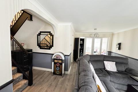 undefined, Fairlea, Denton
